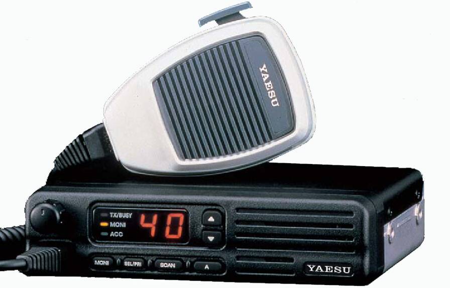 Yaesu-vx-2000v  -  4